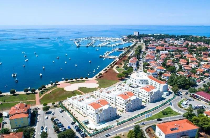 Supreme Studio Apartment Bijoux Umag Bagian luar foto