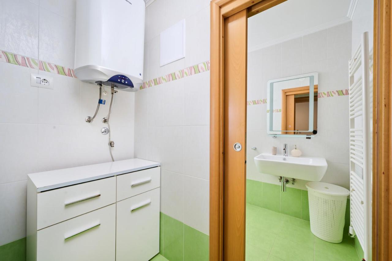 Supreme Studio Apartment Bijoux Umag Bagian luar foto