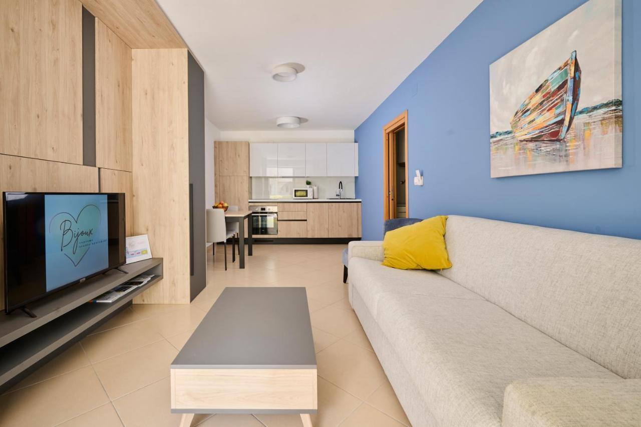 Supreme Studio Apartment Bijoux Umag Bagian luar foto
