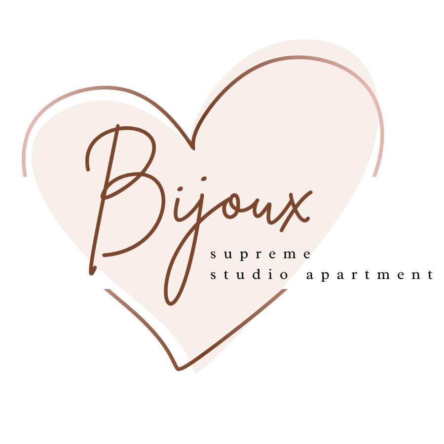 Supreme Studio Apartment Bijoux Umag Bagian luar foto